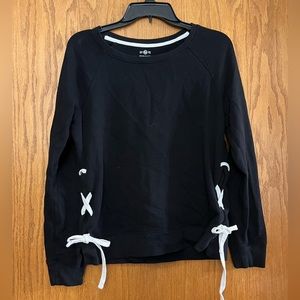 SO Perfect Crew Neck